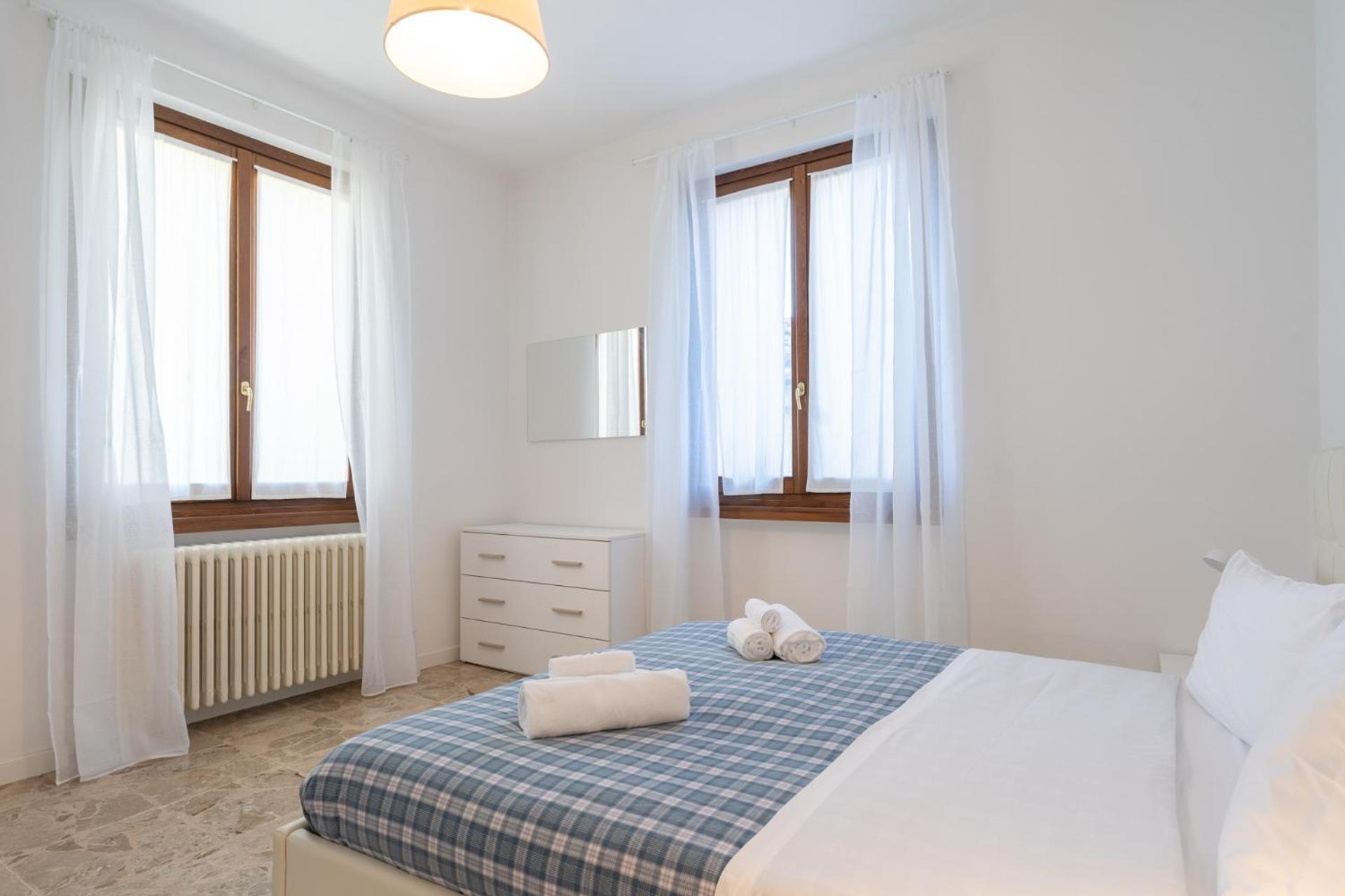 Terrazza Fucinetta Apartment Introbio Exterior photo